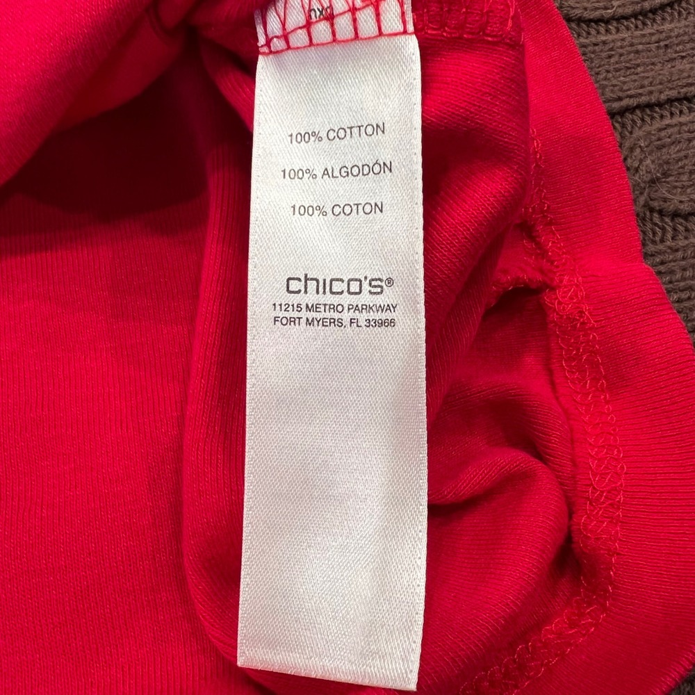 Chicos Red 100% Cotton Short Sleeve Crew Neck Basic Tee Top Size 1 Small - Picture 3 of 6